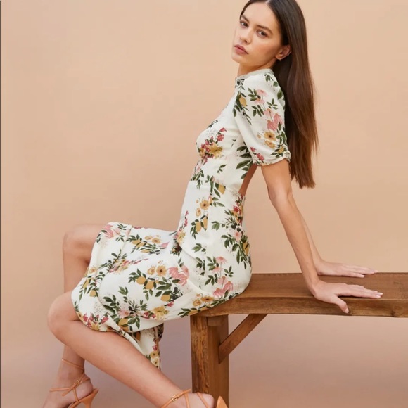 Reformation dusk dress in size 0 - Picture 3 of 6